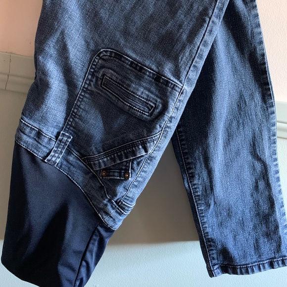 Maternity Jeans - Picture 2 of 3